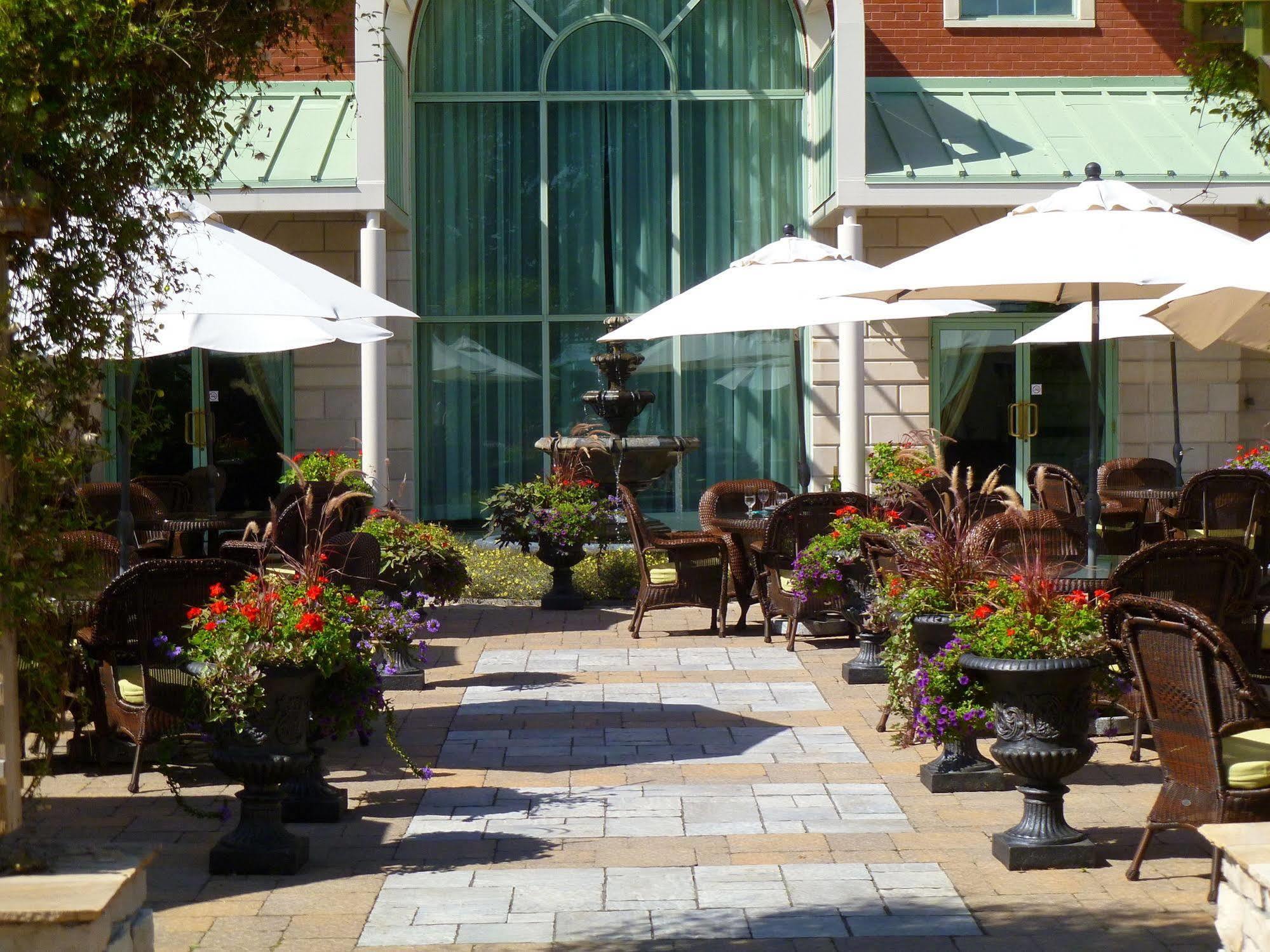 Auberge Godefroy Becancour Екстер'єр фото